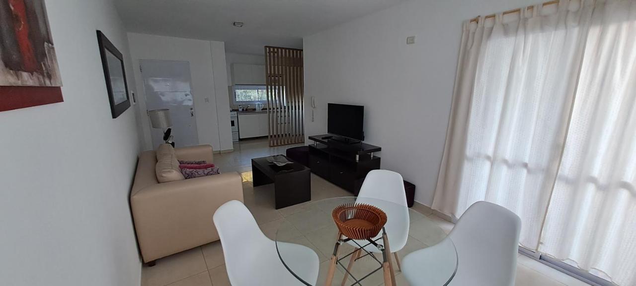 Departamento Temporario - Barrio San Isidro Villa Allende Eksteriør bilde