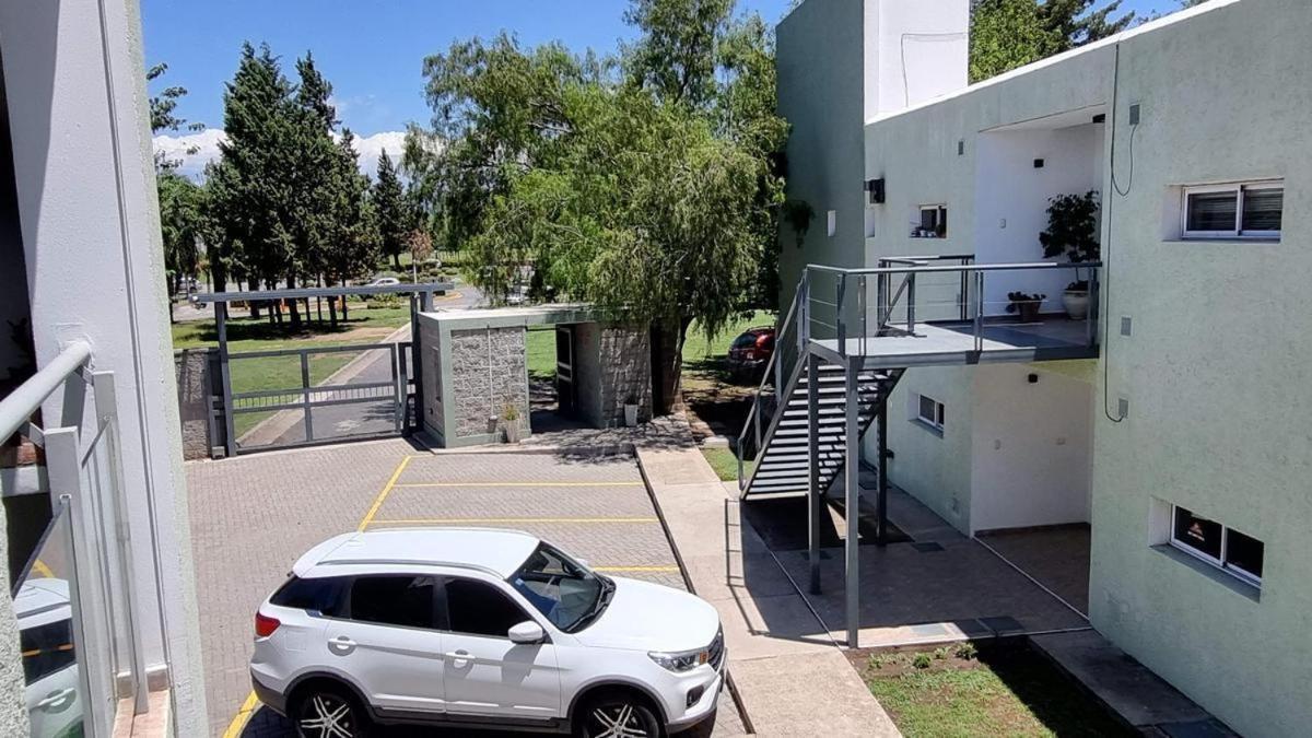 Departamento Temporario - Barrio San Isidro Villa Allende Eksteriør bilde